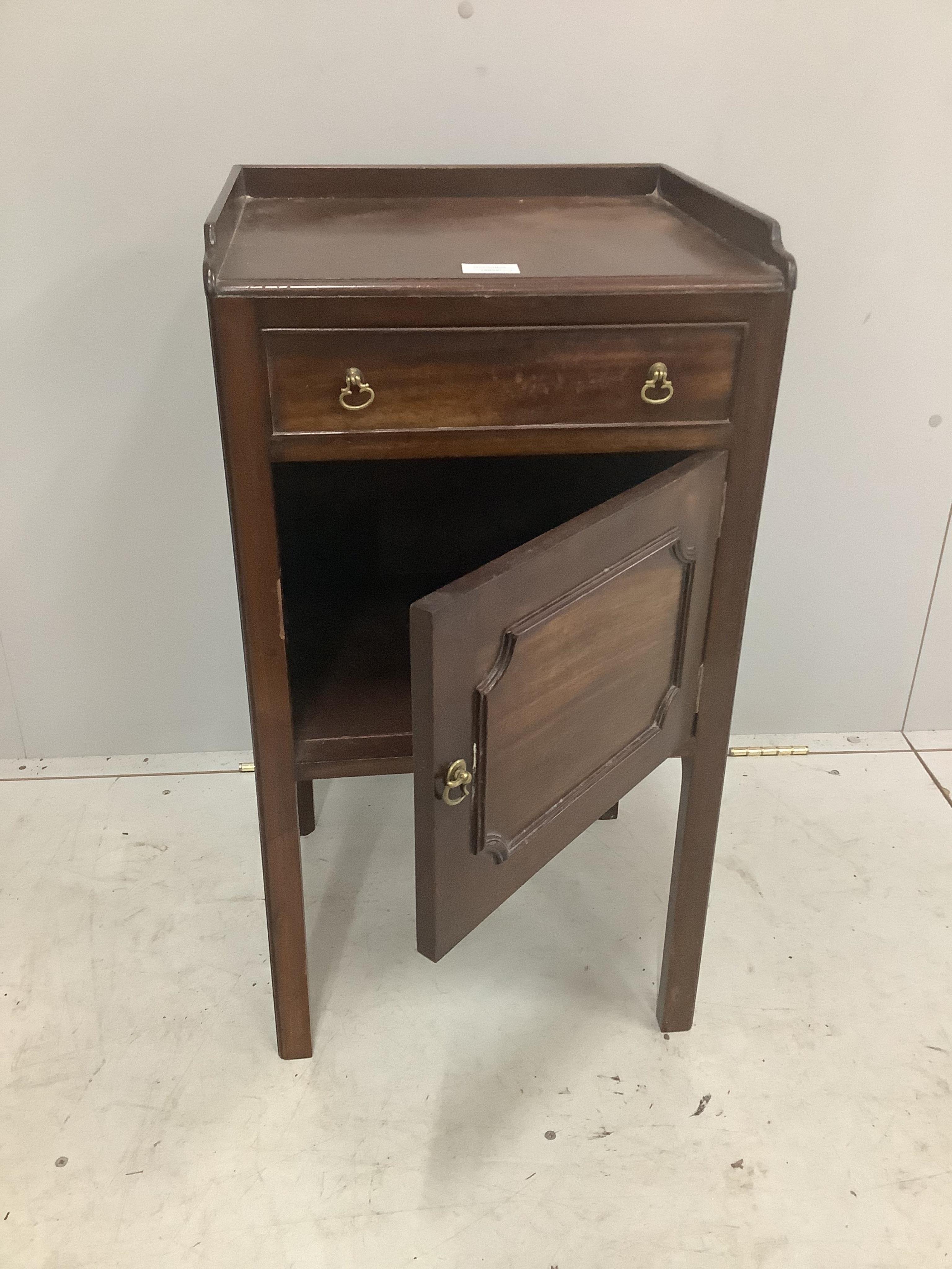 A George III style mahogany bedside cabinet, width 42cm, depth 37cm, height 78cm. Condition - fair